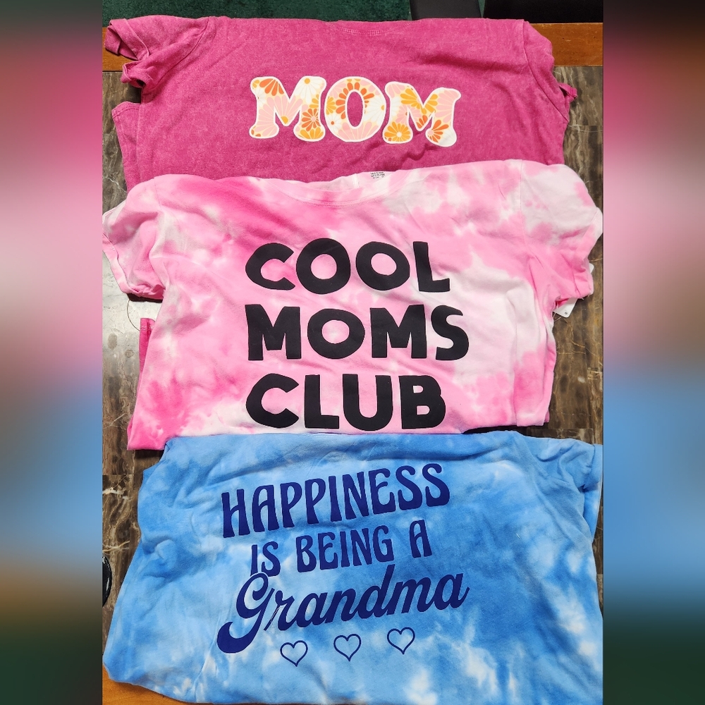 3 Short Sleeve Tees For The Mom Who Is Also A Grandma